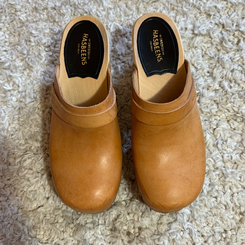 Women’s Hasbeens clogs